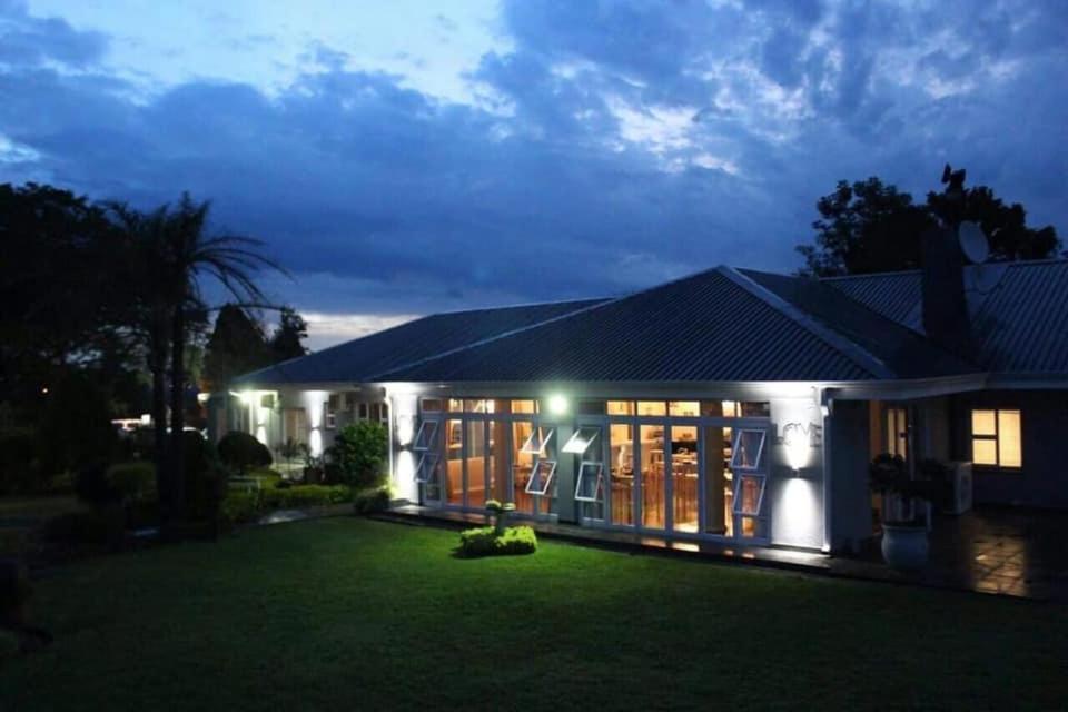 Nauntons Guest House & Wedding Venue Ladysmith Eksteriør bilde